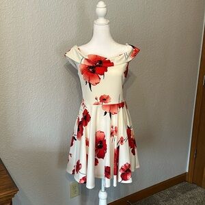 B. Darlin Dress- wedding, semi formal, spring
Size 11/12
Color Cream & Red